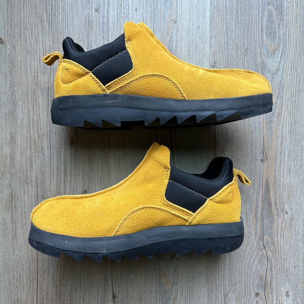 Reebok Classics Men Beatnik Moc Yellow GX4474